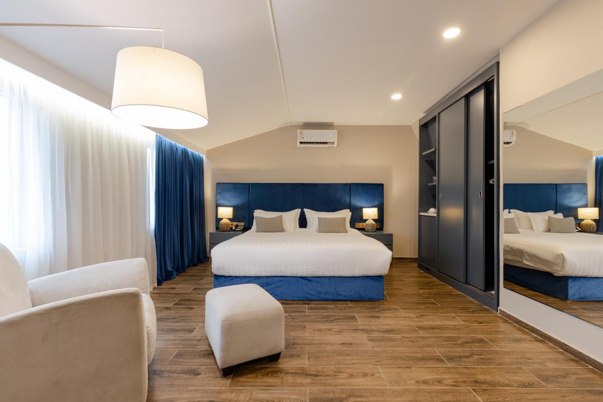 Hotel Aisi Batumi Bagian luar foto