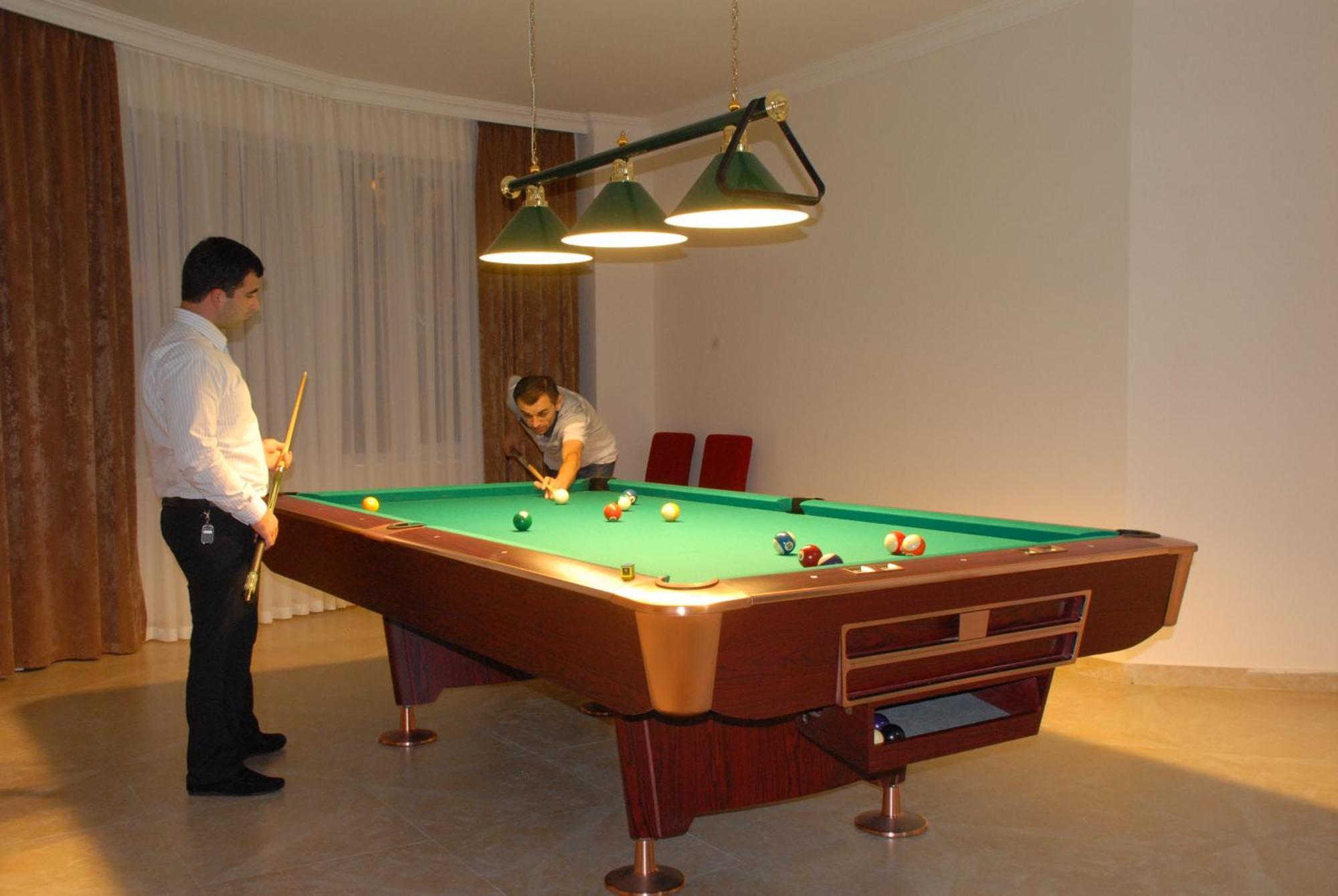 Hotel Aisi Batumi Bagian luar foto
